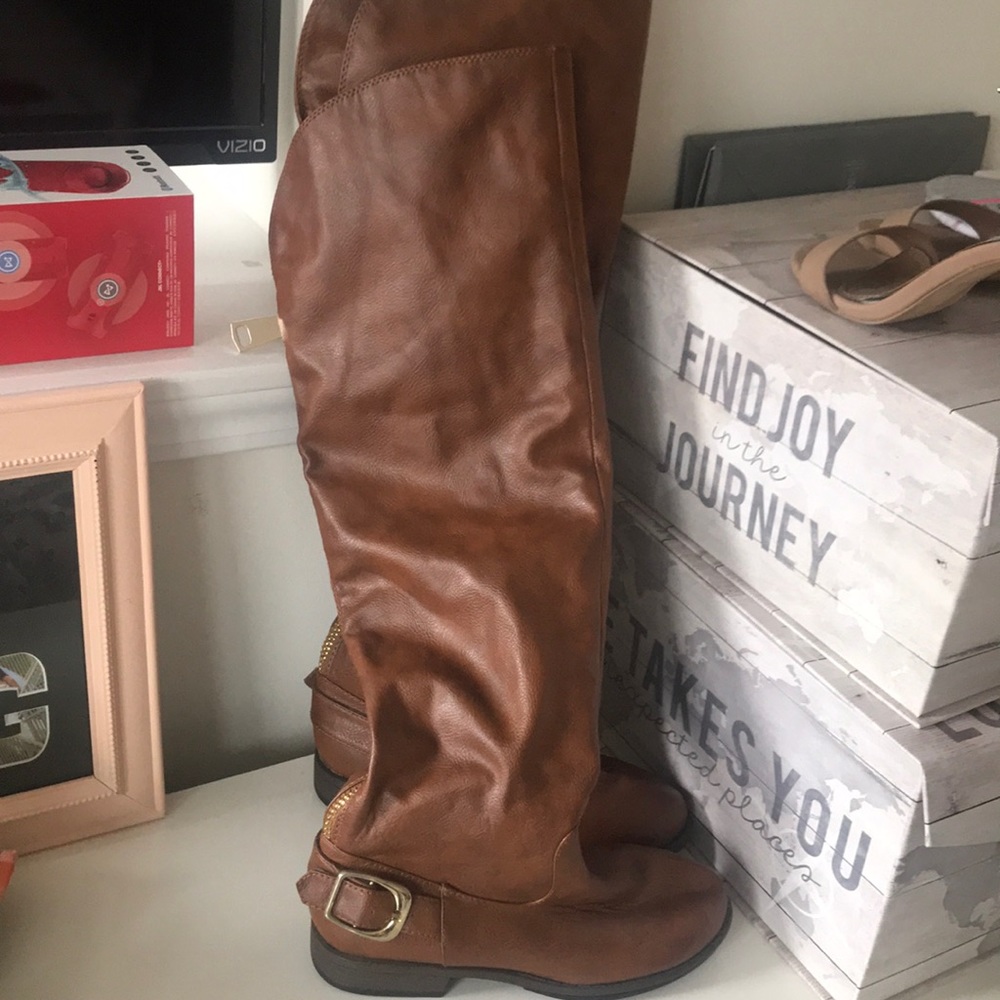 Bamboo boots
